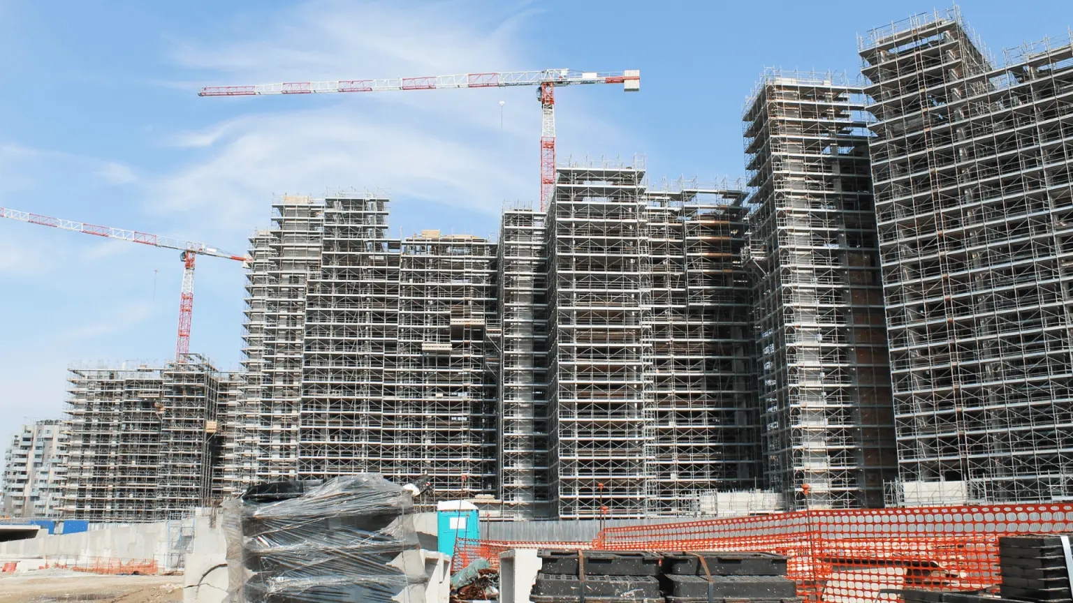 How a construction program reduces delays and design conflicts