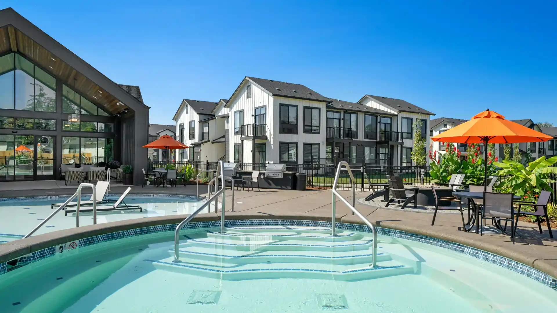 Project management construction for luxury residential projects