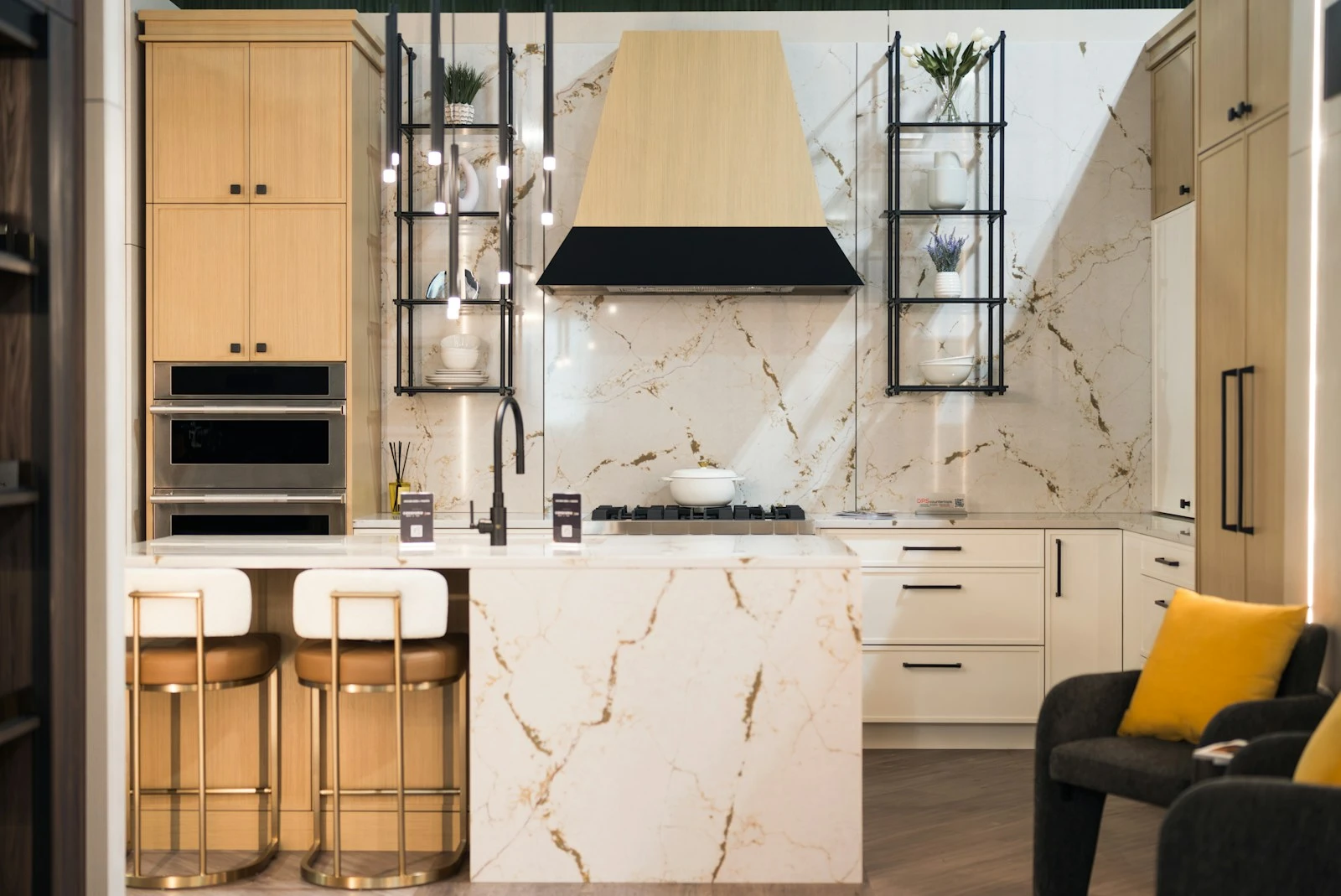Marble kitchen with an integrated range and tall joinery